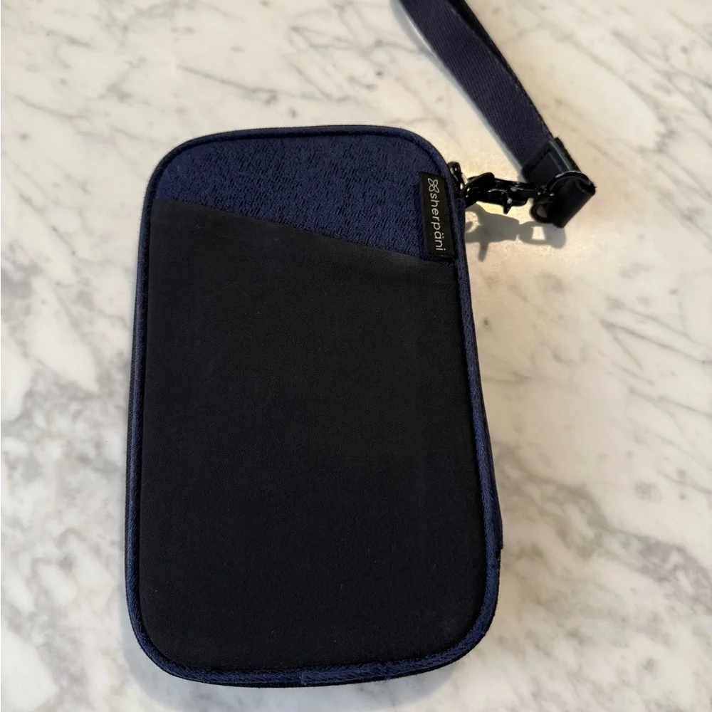 Sherpani Navy Blue and Black Wristlet Clutch